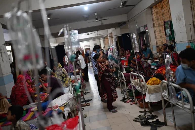 Patients receive treatment during a measles outbreak at an overcrowded hospital in Dhaka, Bangladesh, on September 8, 2026. Image credit: Mahmud Hossain Opu/AP Photo